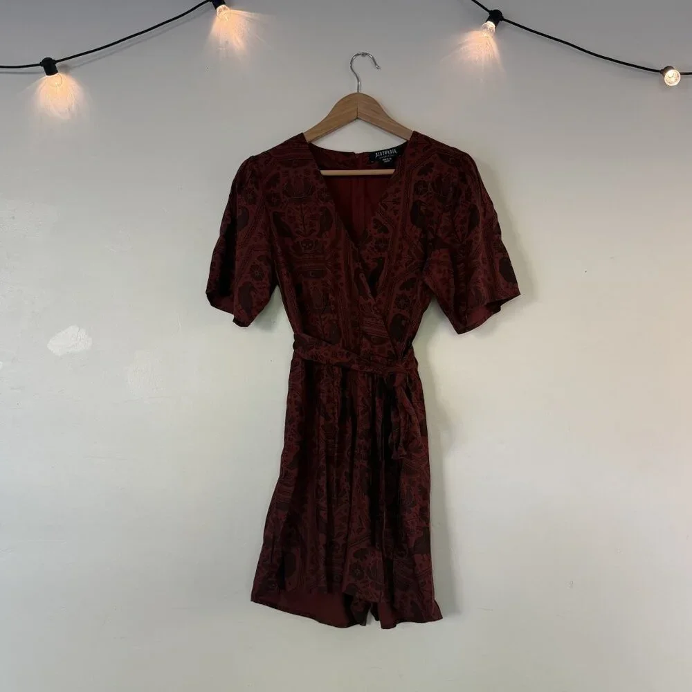 Disturbia Annabel Raven Print Tie Waist Playsuit • Size US 10 • Rust - Picture 3 of 3